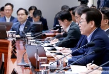 [속보]이재명 대통령, 국무위원에 "정기국회 준비 철저히…실력 평가받는 자리 기억해야"