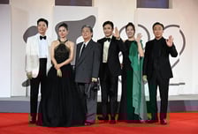 '어쩔수가없다', 베니스의 아름다운 밤...전세계 최초공개 현장 포착