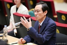 우상호 정무수석, 이진숙 방통위원장 "출마 생각 있다면 나가는 게 맞다"