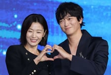 "매력에 흠뻑 빠져"...'북극성' 전지현♥강동원, 비주얼 합부터 레전드 멜로