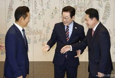 [속보]이재명 대통령 "야당, 국민 상당한 일부 대표…목소리 당연히 들어야"