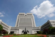 병원 바로 옆에 새 약국이?…대법 "기존 약국, 행정소송 가능"