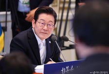 [속보]이재명 대통령, 이시바 총리 사임에 "더 힘들 것이라고? 우리도 그렇게 생각"