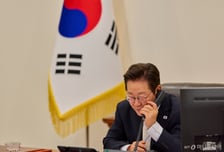 이 대통령 지지율 5%p 내린 58%...美 한국인 구금 사태 여파