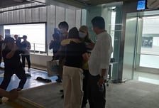 "엄마표 김치찌개 먹고 싶다"…연락마저 차단됐던 구금 한국인 울컥