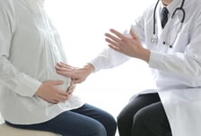 자연분만 뇌성마비, 의사 탓?…"분만장 떠나라는 것" 산과 의사 분노