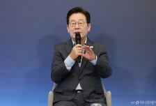 어제는 농원, 오늘은 테크노밸리···이재명 대통령, 잇따라 청년 만난 이유