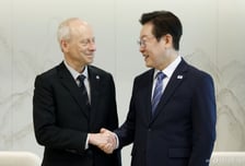 [속보]이재명 대통령, 샌델 만나 "많은 지식 가졌다고 더 존중 이유 없다, 사람 자체로 존귀"