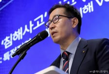 상장 첫날부터 '따블'…KT·롯데카드 뚫리자 상한가 뚫는 보안주