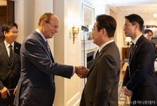 5000피 불씨 당기나…이 대통령, '1.7경원' 큰손과 AI·재생에너지 맞손