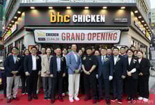 "원자재 인상 100억원 본사 부담"...가맹점과 상생나선 bhc