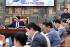 與 문체위, 첫 당정협의…"출국세 복구, 영화 산업 활성화 논의"