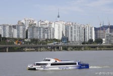 마곡→잠실 한강버스 10분만에 회항…승객 70명 전원 내려