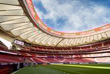 스페인 프로축구 구장에 LG전자 로고가…초대형 리본보드 공개