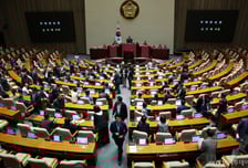 국회법 개정안 '통과' 증언감정법 '상정'...野 4차 필리버스터 시작