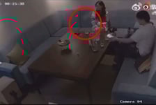 아이돌 사생활 유출?…흡연·스킨십 장면 찍힌 술집 CCTV영상 '논란'