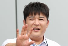 신동 "이혼했다" 폭탄 발언…15년 전 공개 청혼→결별 '재조명'