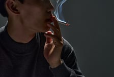 암 진단 후에도 흡연하면…'심근경색 위험' 64% 높인다