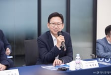 배경훈 장관, 광화문우체국 방문..."연휴에 서비스 차질 없어야"