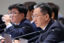 "검찰개혁 5적" 임은정 발언 한달 뒤 정성호 "언행주의", 왜?