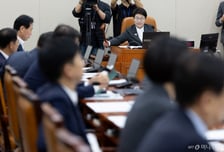 기재위, 롯데지주 사장 증인 채택…'자사주 보유 경위' 묻는다