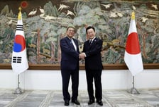 [속보]"이재명 대통령·이시바 총리, 한반도 완전한 비핵화 및 항구적 평화 구축 확고한 의지 재확인"