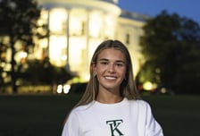 "할아버지 찬스" 백악관 배경으로 '찰칵'…의류 브랜드 홍보 논란