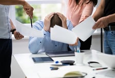 "네가 책임져" vs "제 일 아닌데요"…사무실 최악의 멘트들