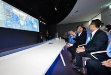 AI 대전환 청사진…30년 자율운항선, 31년 자율드론 개발 추진