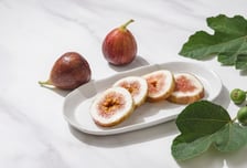 "말차 가고 OOO 온다"...MZ세대가 푹 빠진 '제철코어' 잇템은?