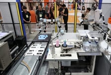 삼성은 '품질검사' 현대는 '선박수리' 농심은 '고장 탐지'에 AI 넣는다