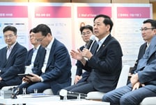 구윤철 부총리 "AI 한글화 내년 초 가동…청년이 AI 시대 주역"