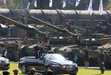 李대통령 "전작권 회복할 것… '스마트 정예강군' 재편"