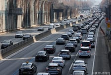 추석 귀성길, 전기차 타고 가요… 충전 꿀팁은?