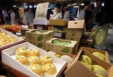 "또 올랐네" 사과·배 대신 오렌지·바나나…차례상 풍경 달라진다