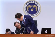 "역시 안보" 위성락 안보실장에 박수·감탄 나온 이유가···