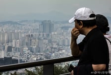 "예전만 못했던 6·27대책"…금리인하 앞둔 한은의 지적