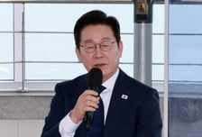 이재명 대통령, 추석 실향민 위로…"가족 만날 날 앞당길것"