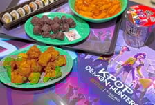 떡튀순·컵라면이 3만8000원…'케데헌 분식' 세트 난리났다