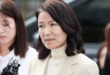 이진숙 체포적부심 종료, 다시 유치장으로… 이르면 오늘밤 결론
