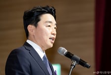 강훈식 비서실장, '대통령 복심' 김현지에 "몇번 놀랐다"…이유는?