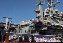 트럼프, 해군 기념식서 "각국, 미국 조선업에 수천억 불 투자"