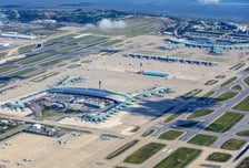 추석 연휴 인천공항서 20대 여성 추락…병원 이송