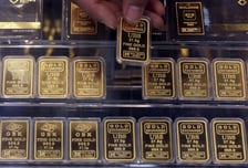 "돌반지 미리 살 걸" 금값 잠잠하길 기다렸는데…또 신기록 돌파