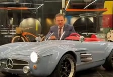 6800만원짜리 벤츠가 최고시속 45km?…"아빠들은 못타요"