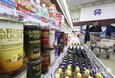 "왜 식료품 물가만" 이 대통령 지적에도…식품업계 눈치보기 가격 인상