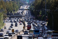 추석 연휴 귀경길, 오전 9시부터 정체 시작…부산→서울 7시간