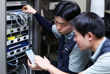 "홈서비스 A/S, AI가 알려줘요" LG유플, 전국 현장 직원에 AI 비서 지원