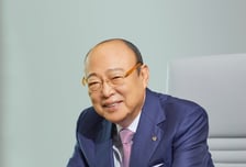 한화그룹 창립 73주년…김승연 회장 "목표는 이제 글로벌 선두"