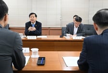 기재부, 새 정부 첫 외청장 회의…구윤철 "안전에 각별히 신경"
